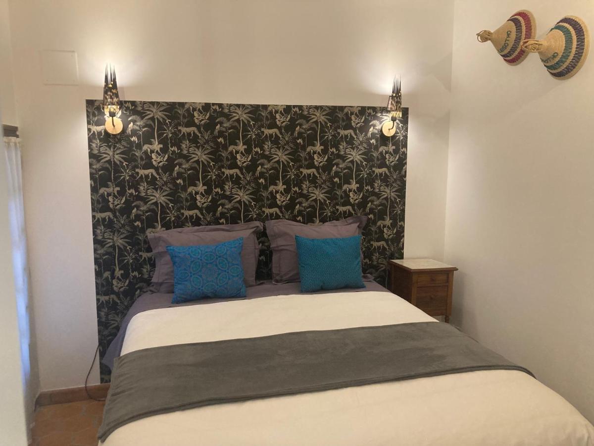 Chambre D'Hotes Les Roches Corme-Royal Exterior foto